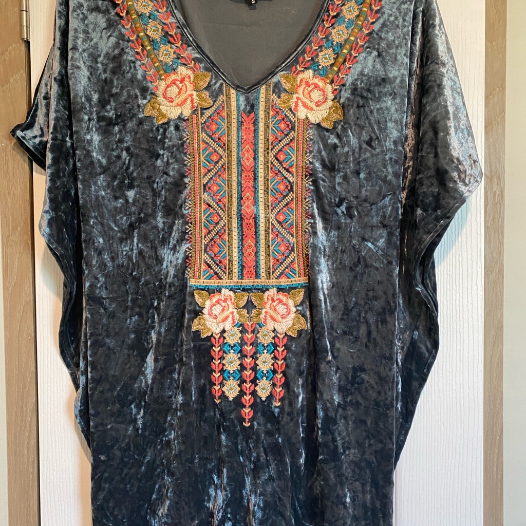 Andre By Unit Womens Sz S Tunic Bohemian Western Aztec Folkloric Embroidery